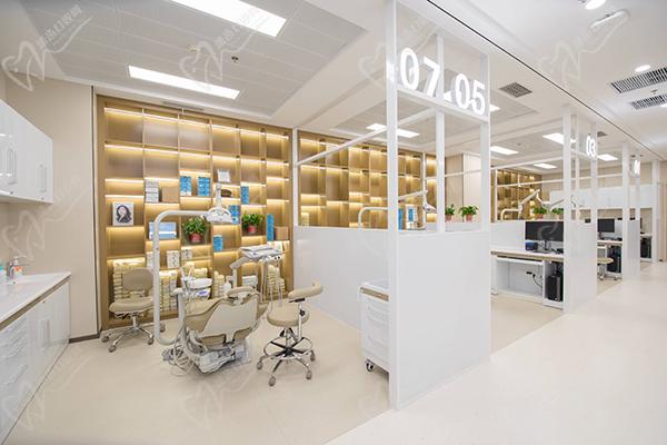 西安交通大學(xué)口腔醫(yī)院開放診室