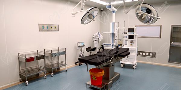 上海海華醫(yī)院坐診九 院醫(yī)生--韋敏